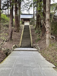 上田ならではの長い階段