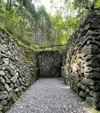 別所　氷沢の風穴(こおりざわのふうけつ)
