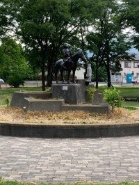 稲里中央公園の銅像